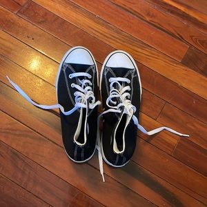 High top black converse size 6